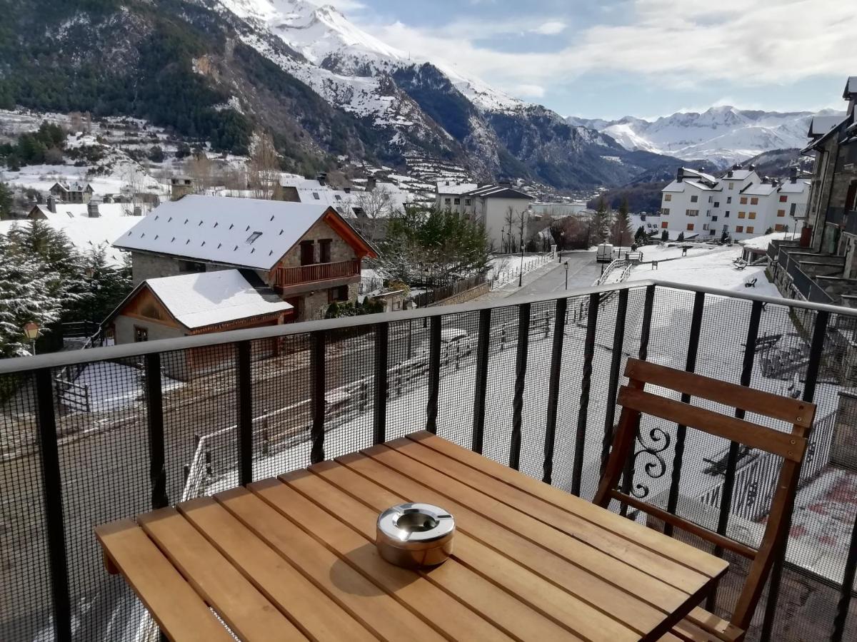 Apartamento Familiar Con Vistas Y Garage La Portiecha Sallent de Gállego Exterior foto