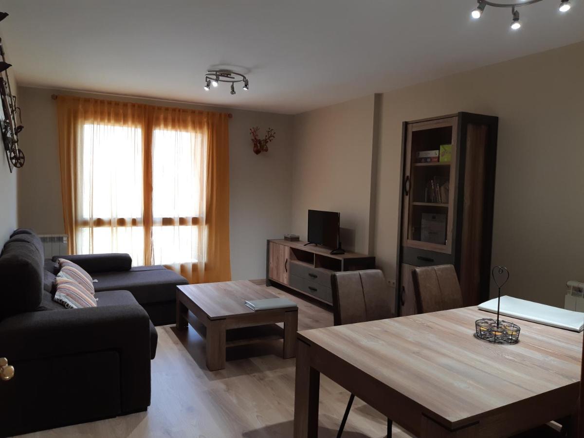 Apartamento Familiar Con Vistas Y Garage La Portiecha Sallent de Gállego Exterior foto