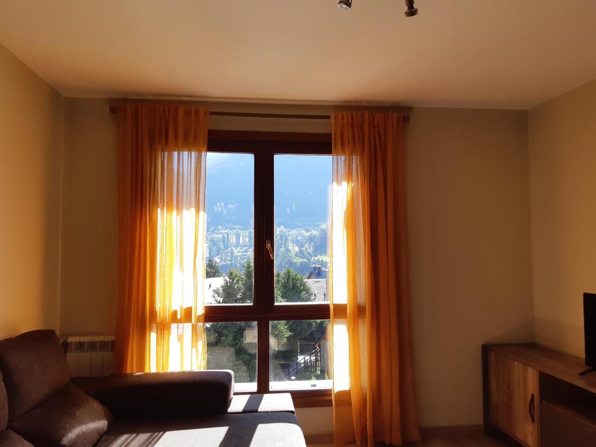 Apartamento Familiar Con Vistas Y Garage La Portiecha Sallent de Gállego Exterior foto